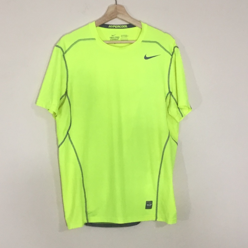 Nike T Shirt Yellow  Fluorescent Man Size L